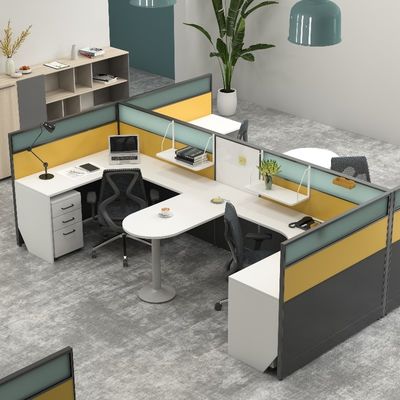 Beli Modern 4 Orang Furnitur Kantor Staf Eksekutif Workstation Meja Dengan Metle Kaki Dukungan kustomisasi online manufacture