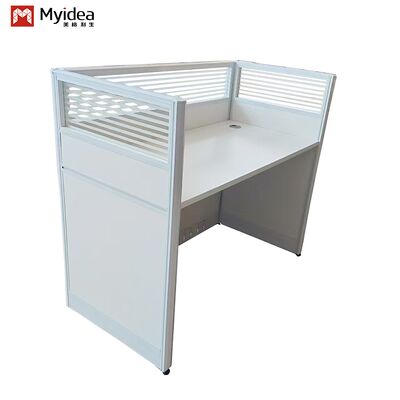 Produsen Meja Staf Kayu Modern dengan Layar Kaca untuk Stasiun Kerja Kantor